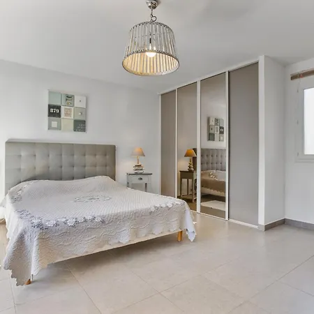 La - Du Soleil Apartment *